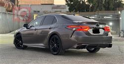 تۆیۆتا کامری